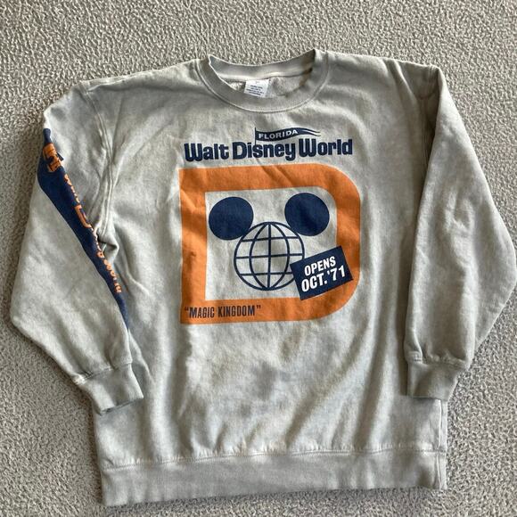 The Walt Disney Company Other - Walt Disney World Vault Collection 50 Sweatshirt Men Small Mickey Gray 70s Retro